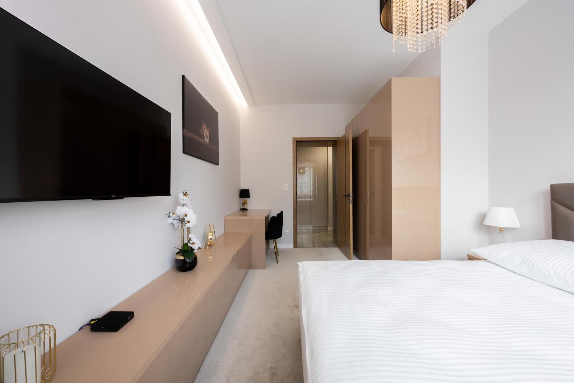 Native Slowackiego 14 Deluxe Apartment Krakau